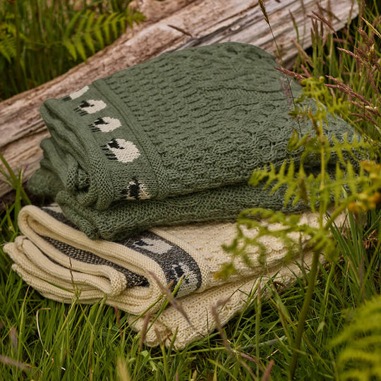 Green Sheep Wool Throw